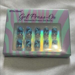 BTArtbox gel Press-On  Blue Nails with Butterlies